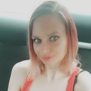 Meet your Posher, Rochelle